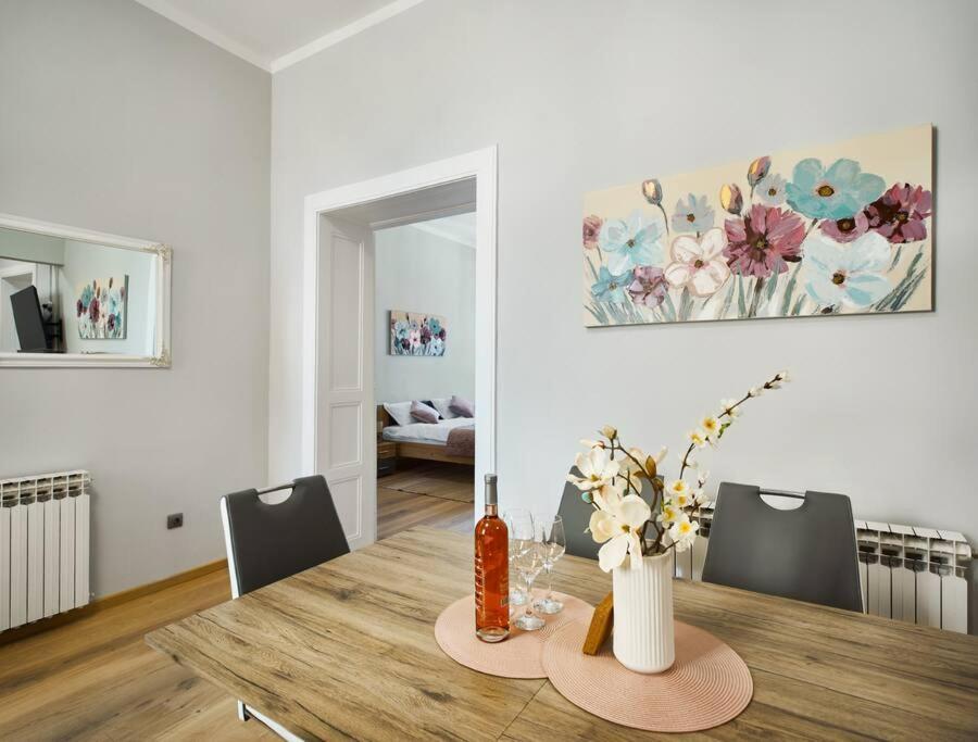 City Twenty 2Bdr Apartment By Irundo Zagreb Exteriör bild